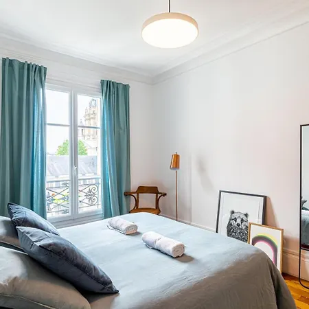 Guestready - Stately Haven Near Pantheon Apartment