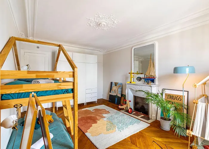 Guestready - Stately Haven Near Pantheon Παρίσι